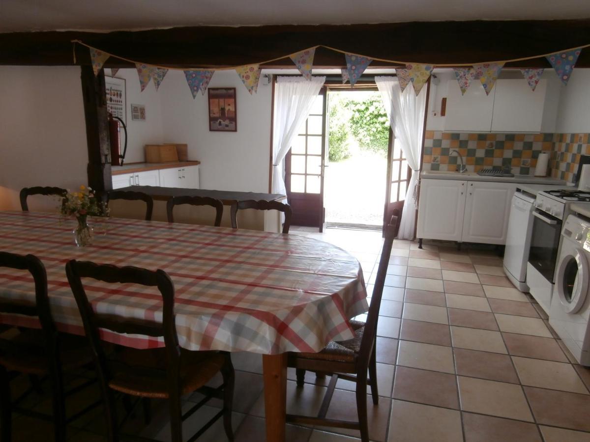 Les Poiriers Villa Saint-Pierre-du-Chemin Екстериор снимка